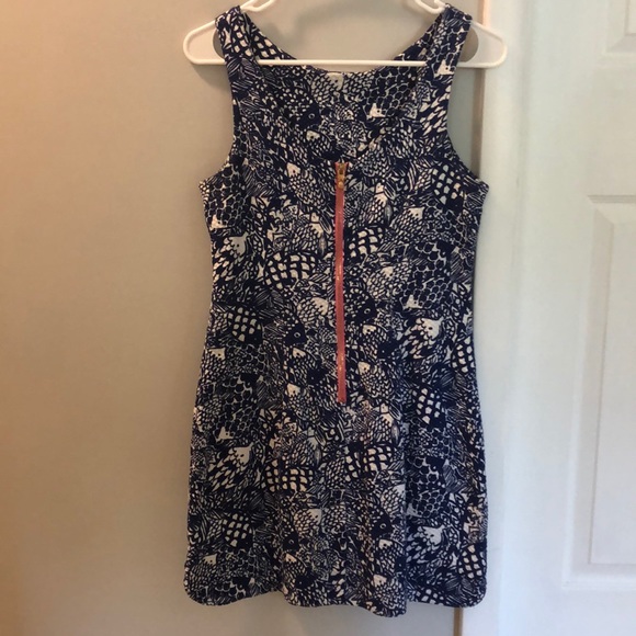 🎉FLASH SALE🎉 Lilly Pulitzer Target Shift Dress - Picture 2 of 8